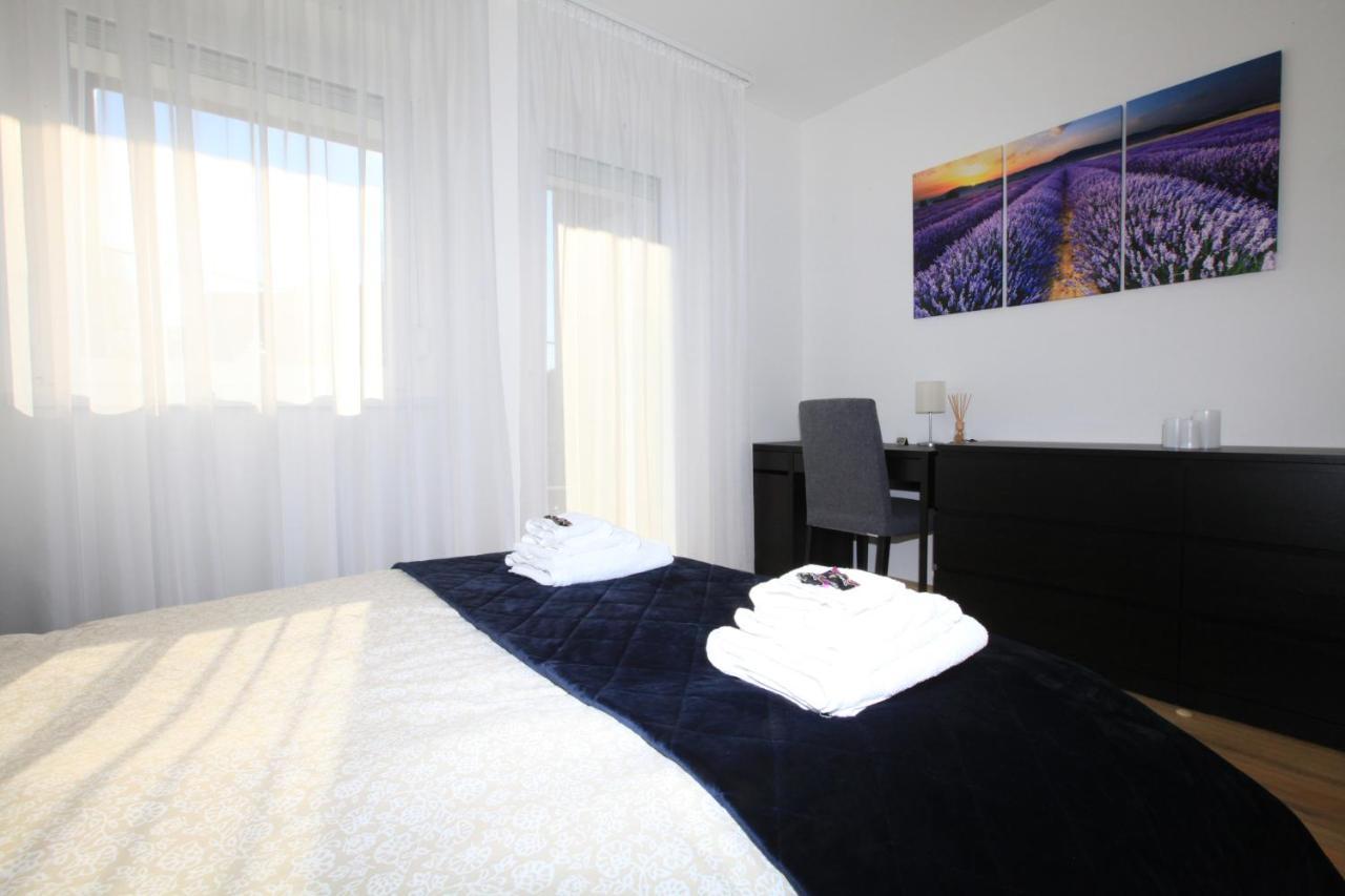 Paskal-Lux Apartments With Free Parking And Ac Budapest Exterior photo