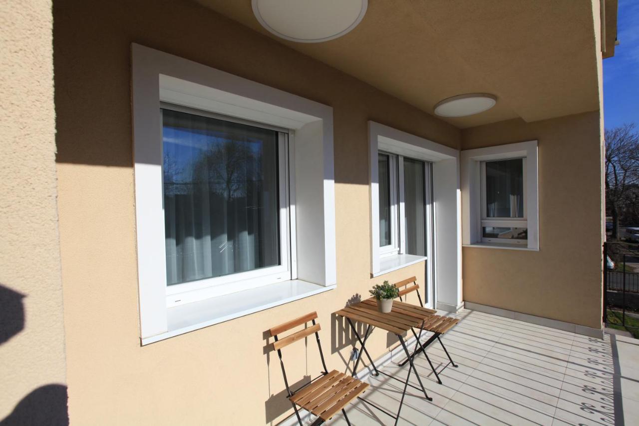 Paskal-Lux Apartments With Free Parking And Ac Budapest Exterior photo