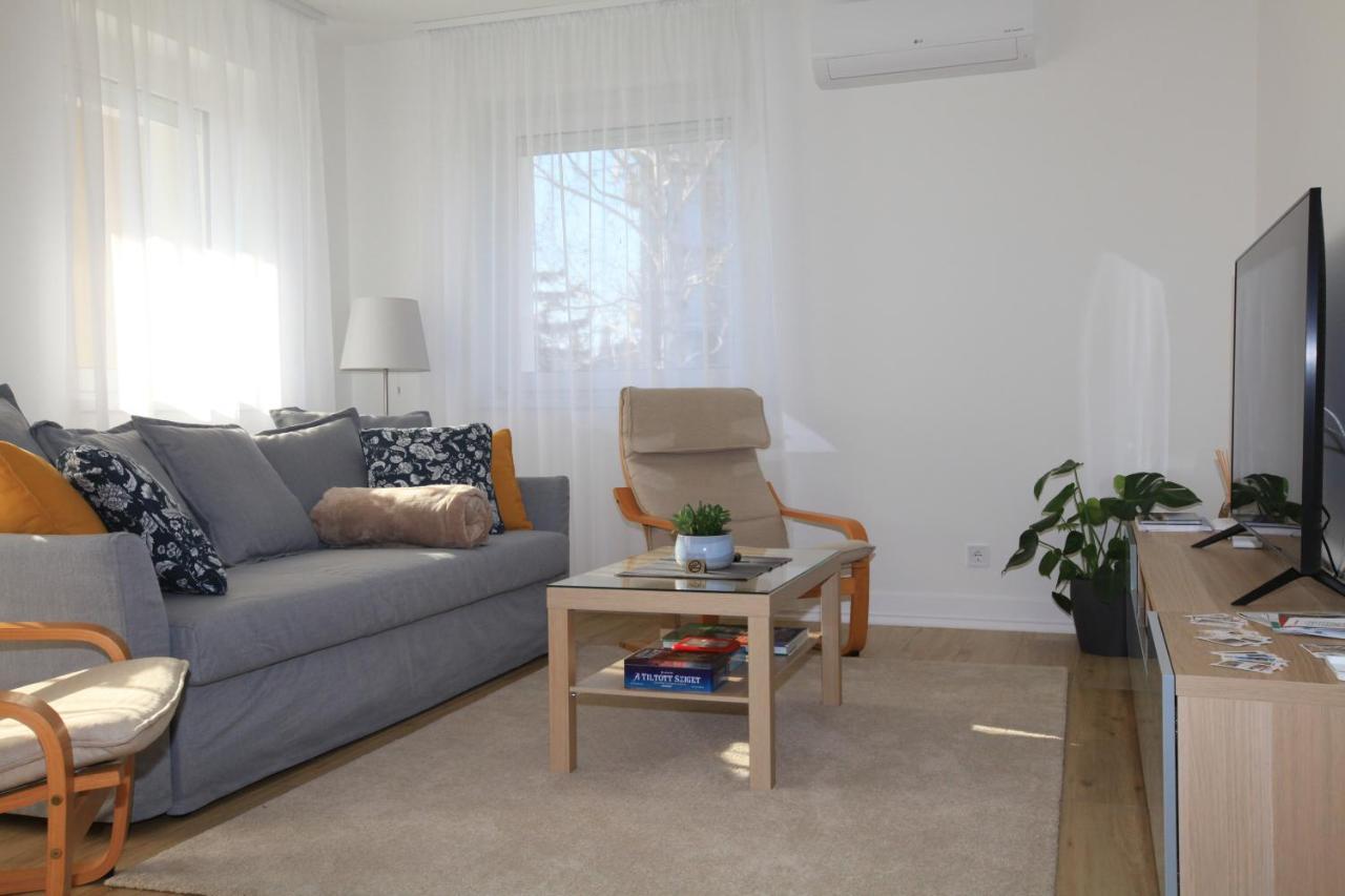Paskal-Lux Apartments With Free Parking And Ac Budapest Exterior photo