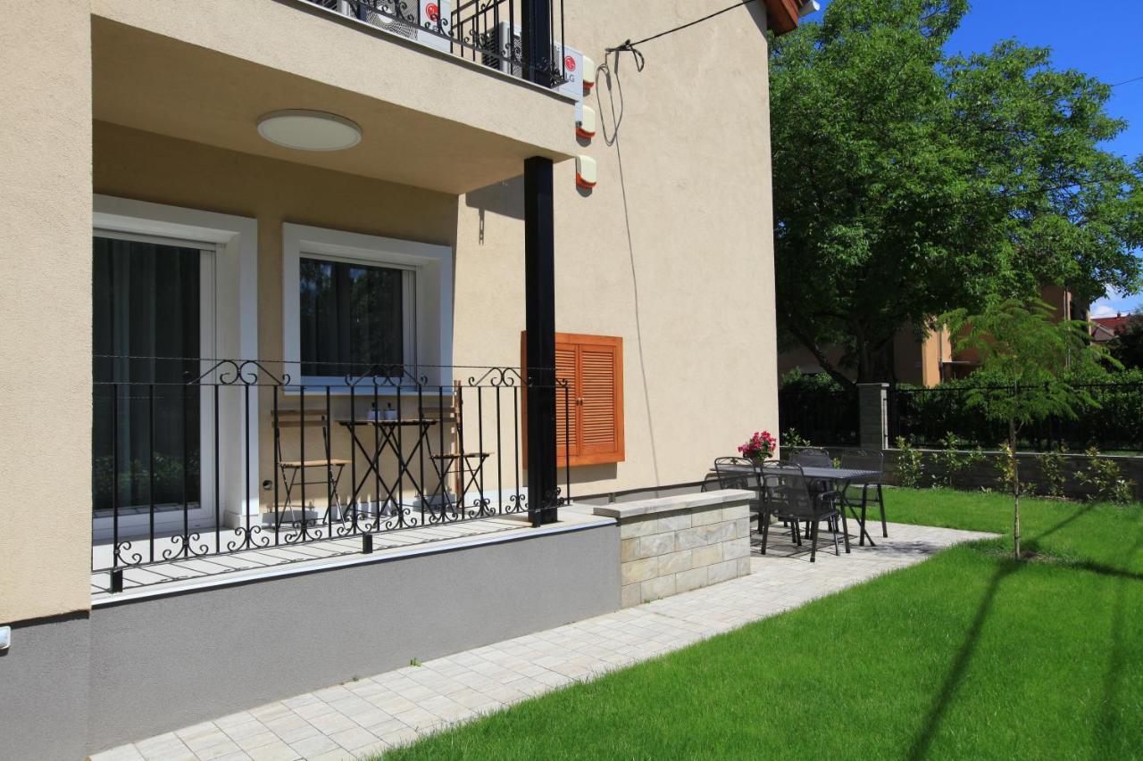 Paskal-Lux Apartments With Free Parking And Ac Budapest Exterior photo